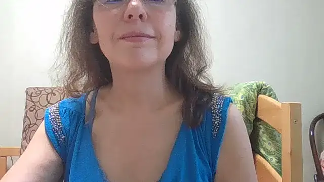 HollyJewel online show from June 2026 04:13:01 PM