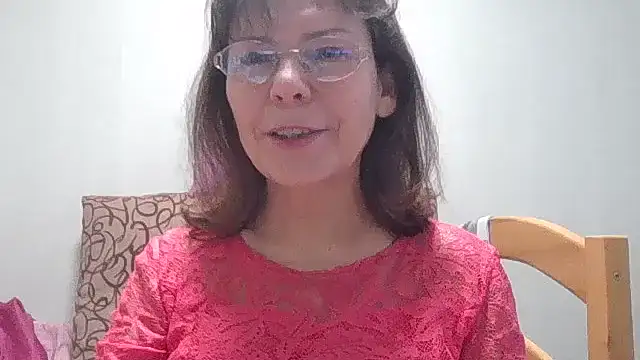 HollyJewel online show from January 2026 12:12:01 PM