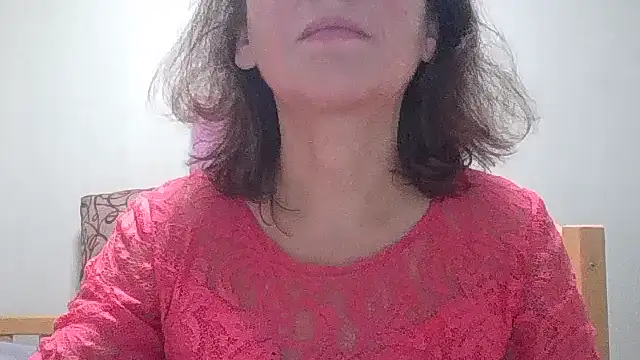 HollyJewel online show from October 2025 02:27:02 PM