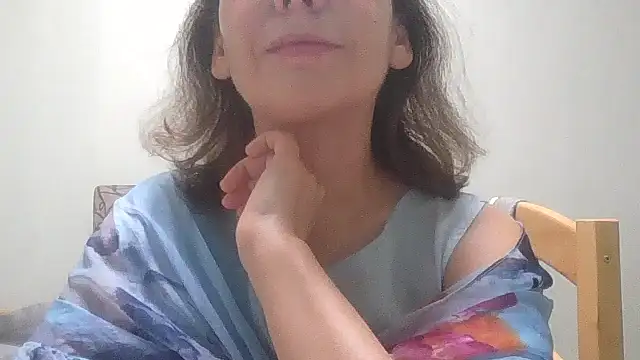 HollyJewel online show from December 2025 03:35:01 PM