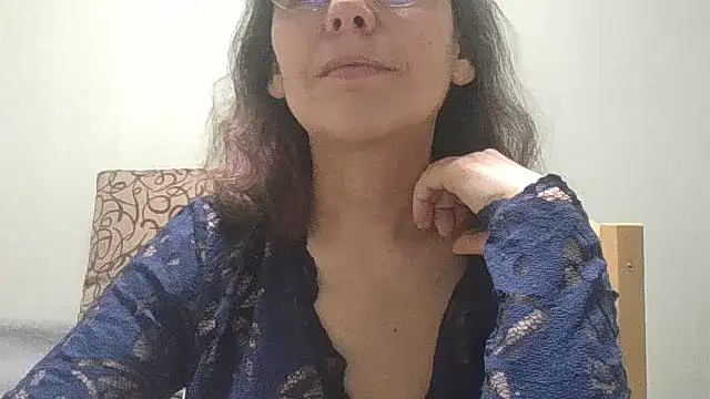 HollyJewel online show from March 2026 04:32:02 PM