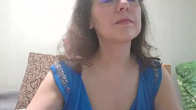 HollyJewel online show from June 2026 05:12:02 PM