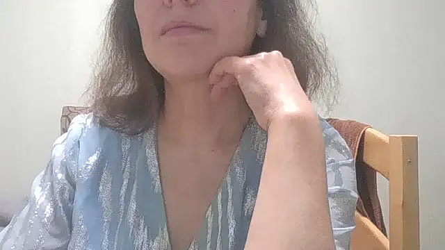 HollyJewel online show from March 2026 05:25:02 PM