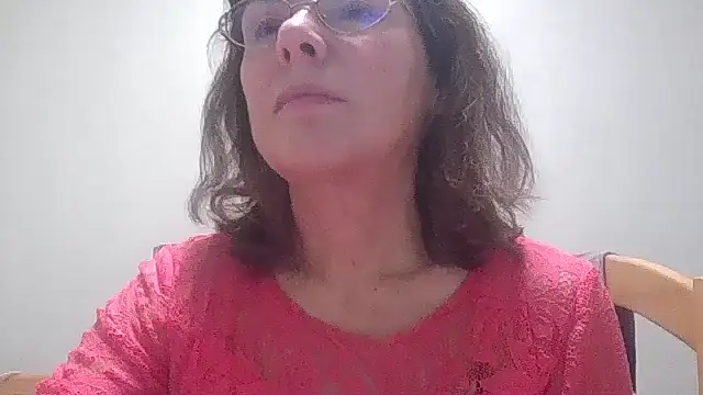 HollyJewel online show from November 2025 05:39:01 PM