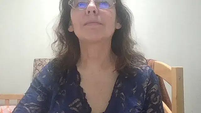 HollyJewel online show from March 2026 04:43:02 PM