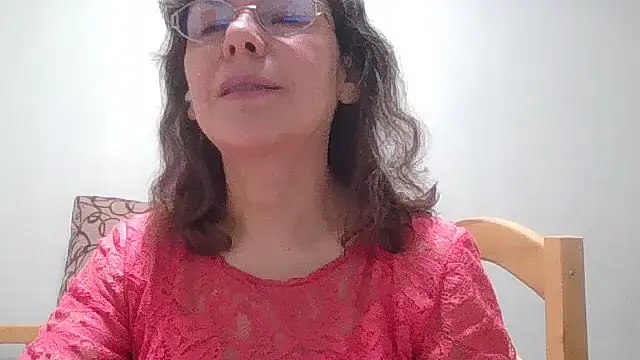 HollyJewel online show from April 2026 04:46:02 PM