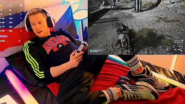 Snapshot of Fuc71 chatting on January 2026 04:58:01 PM Fuc71 online show from January 2026 04:58:01 PM