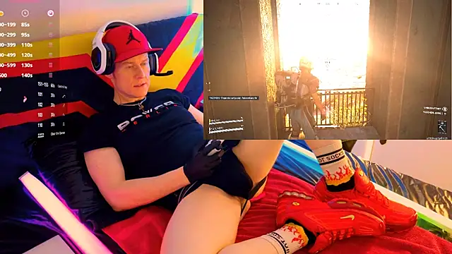 Snapshot of Fuc71 chatting on December 2025 08:50:01 PM Fuc71 online show from December 2025 08:50:01 PM