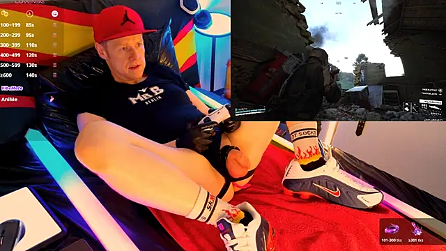 Snapshot of Fuc71 chatting on February 2026 02:17:01 PM Fuc71 online show from February 2026 02:17:01 PM