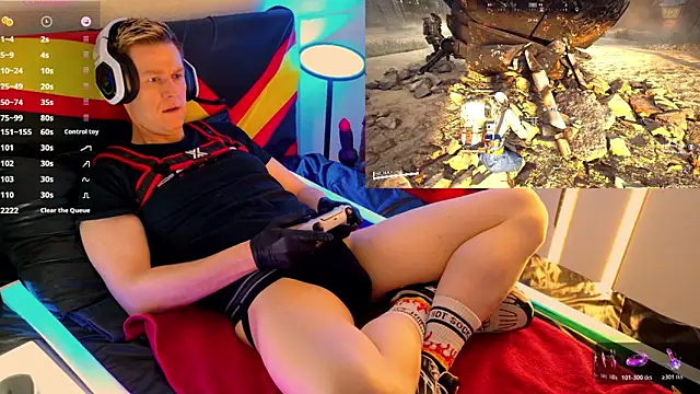 Snapshot of Fuc71 chatting on February 2026 12:57:01 PM Fuc71 online show from February 2026 12:57:01 PM