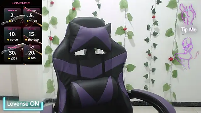 Liaroberts1 online show from February 2026 02:53:01 AM