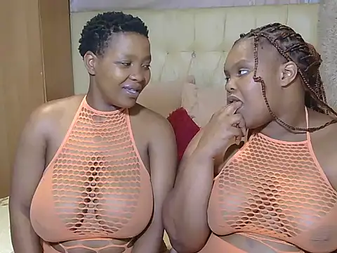 Snapshot of Xxxsluts chatting on November 2025 08:40:01 AM Xxxsluts online show from November 2025 08:40:01 AM