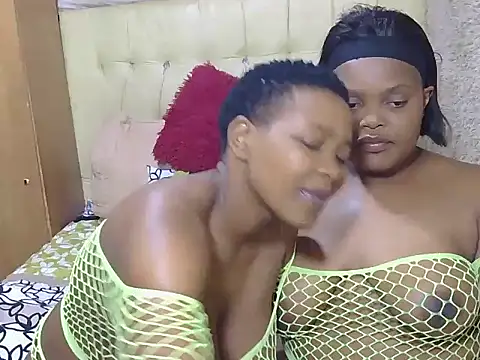 Snapshot of Xxxsluts chatting on October 2025 02:29:02 PM Xxxsluts online show from October 2025 02:29:02 PM