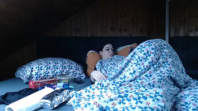 BoeseMoni1998 online show from February 2026 08:49:02 AM