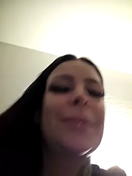 BoeseMoni1998 online show from April 2026 07:49:01 PM