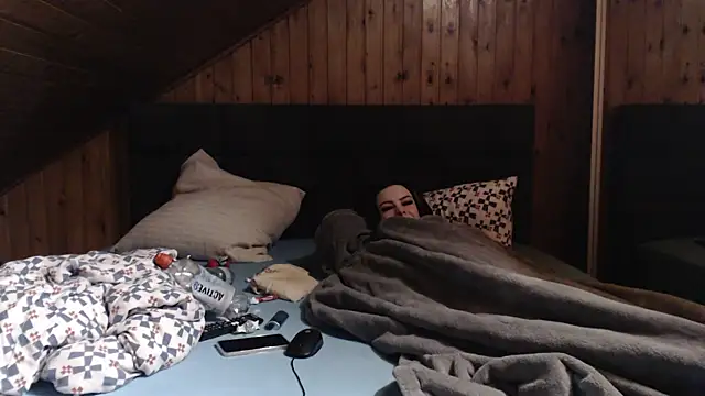 BoeseMoni1998 online show from March 2025 05:52:02 PM