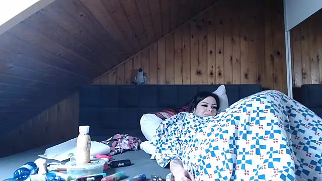 BoeseMoni1998 online show from November 2025 10:19:01 AM