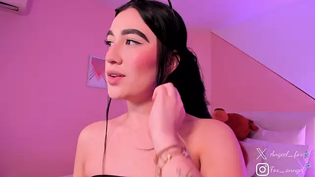 angeel fox online show from February 2026 11:29:02 AM