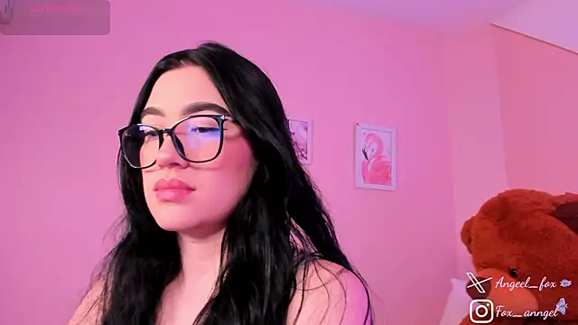 angeel fox online show from April 2026 02:35:01 AM