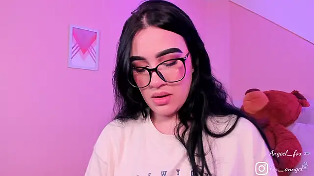 angeel fox online show from January 2026 02:38:02 AM