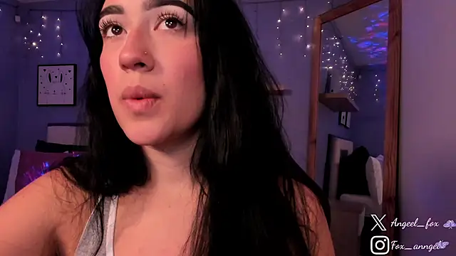 angeel fox online show from January 2025 04:58:02 AM