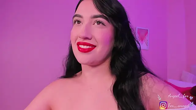 angeel fox online show from September 2025 01:59:01 AM