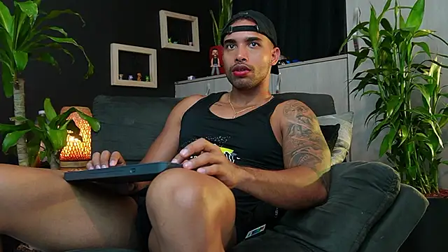 LincomAmith online show from March 2026 04:17:02 AM