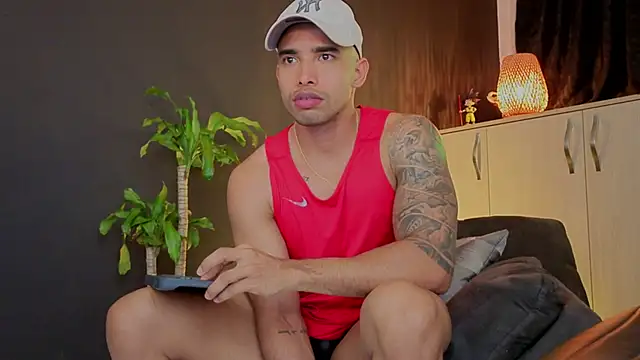 LincomAmith online show from November 2025 10:57:02 PM