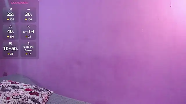 Snapshot of ambersmitx chatting on October 2025 11:37:01 PM ambersmitx online show from October 2025 11:37:01 PM