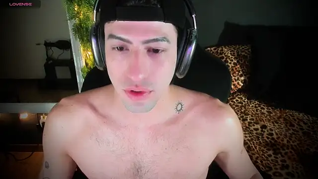 newjeff online show from April 2026 09:39:33 PM