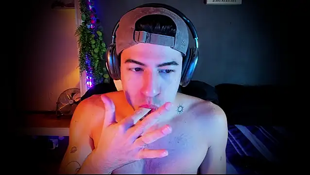 newjeff online show from October 2025 09:18:02 PM