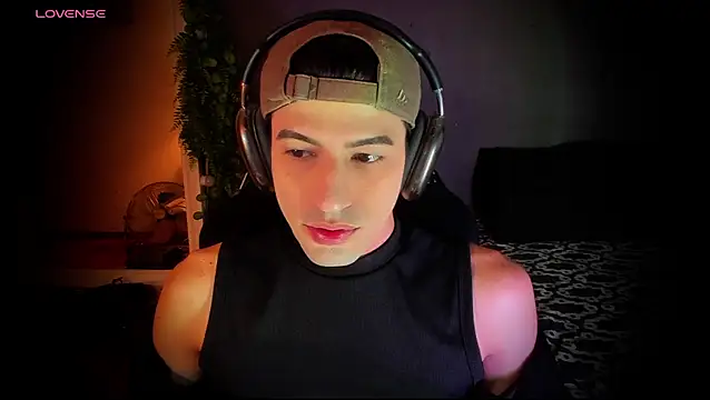 newjeff online show from December 2025 05:23:01 PM