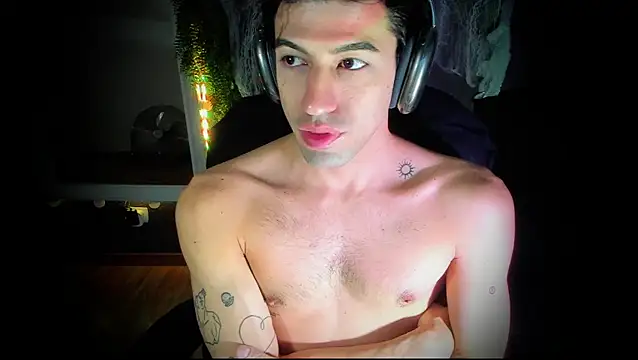 newjeff online show from November 2025 12:25:01 AM