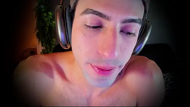 newjeff online show from November 2025 09:59:02 PM