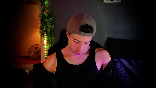 newjeff online show from November 2025 04:44:02 PM