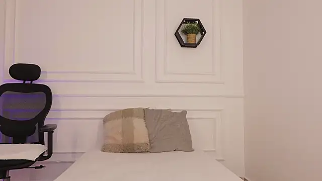 Snapshot of meloddysky chatting on February 2026 01:54:02 PM meloddysky online show from February 2026 01:54:02 PM