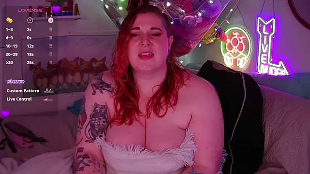 Snapshot of opalreigning chatting on October 2025 07:07:01 AM opalreigning online show from October 2025 07:07:01 AM