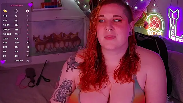Snapshot of opalreigning chatting on April 2026 07:38:02 AM opalreigning online show from April 2026 07:38:02 AM