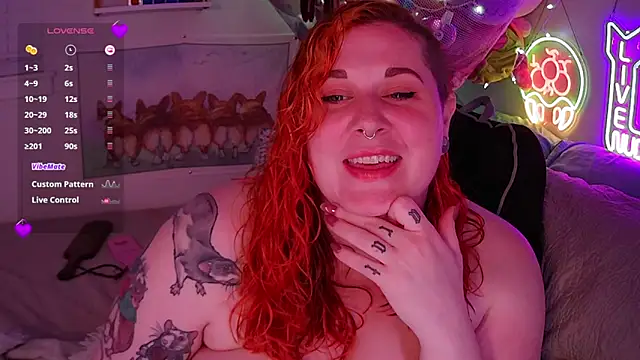 Snapshot of opalreigning chatting on June 2026 07:52:01 AM opalreigning online show from June 2026 07:52:01 AM