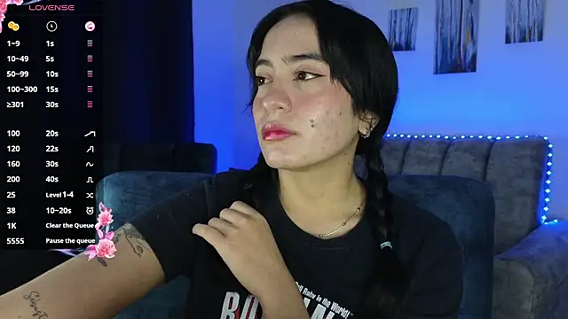 ZaraDames  online show from October 2025 04:00:01 AM