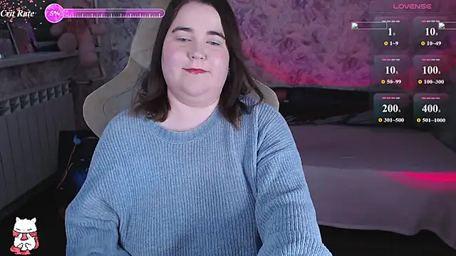 Estelle Hicks online show from April 2026 07:58:02 PM