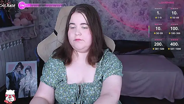 Estelle Hicks online show from June 2026 07:12:02 PM