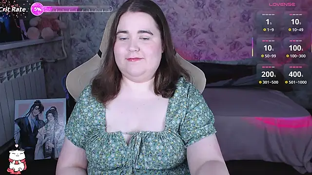 Estelle Hicks online show from June 2026 07:41:01 PM