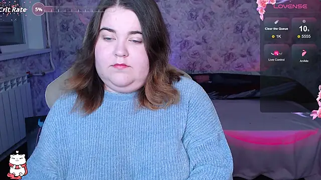 Estelle Hicks online show from September 2025 06:14:01 PM