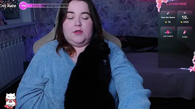 Estelle Hicks online show from September 2025 06:19:02 PM