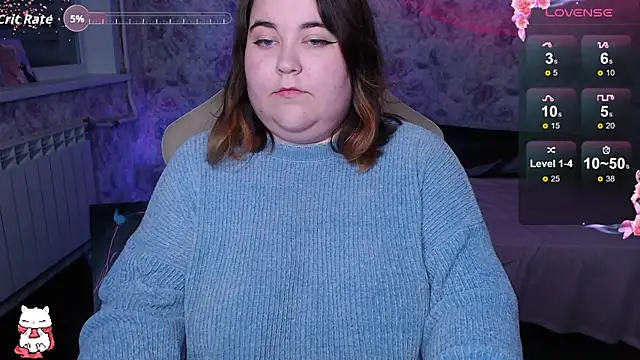 Estelle Hicks online show from September 2025 06:06:01 PM