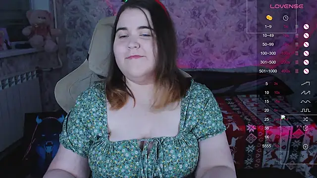 Estelle Hicks online show from January 2026 06:44:02 PM