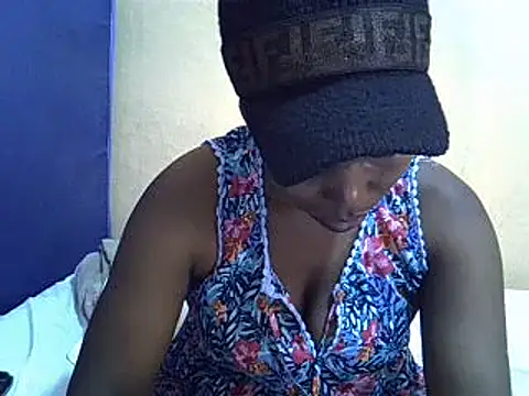 Sweet crushy online show from March 2025 12:00:01 PM