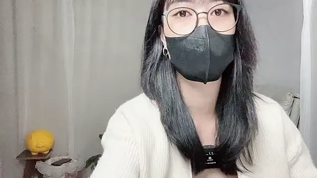 Snapshot of _minji_bae chatting on October 2025 05:44:02 PM minji bae online show from October 2025 05:44:02 PM