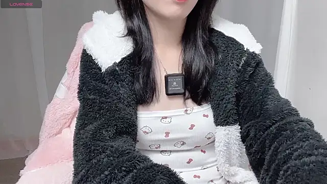 Snapshot of _minji_bae chatting on November 2025 06:55:02 PM minji bae online show from November 2025 06:55:02 PM